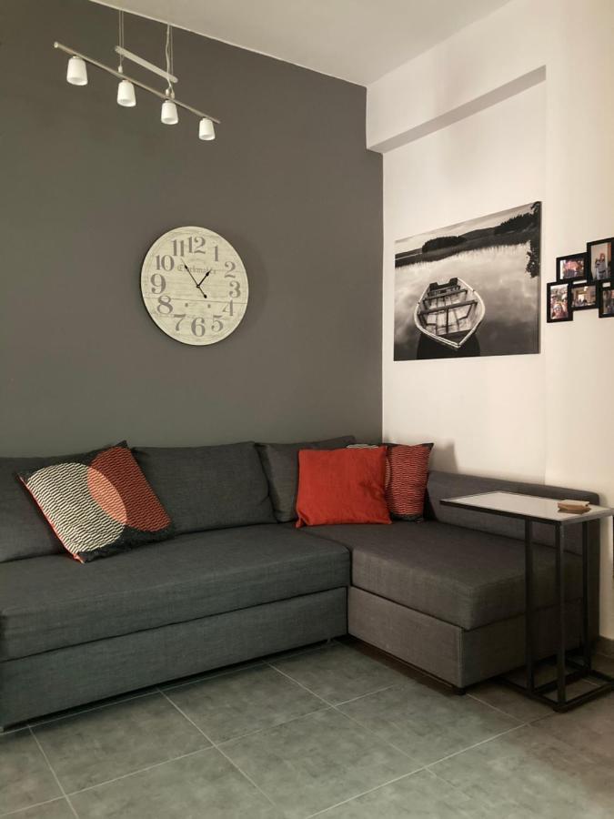 Central Kalamata Cozy Apartment Buitenkant foto
