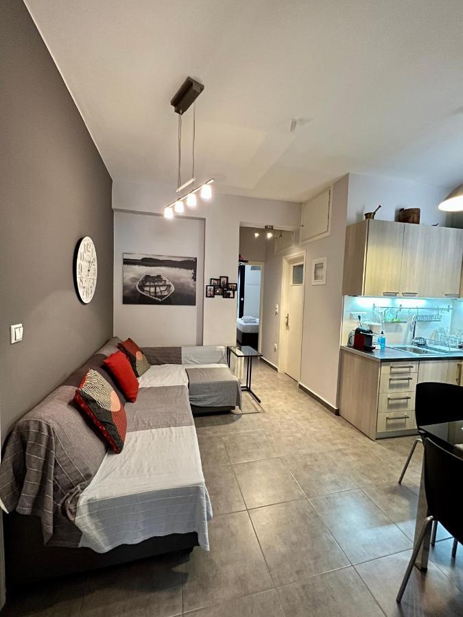 Central Kalamata Cozy Apartment Buitenkant foto