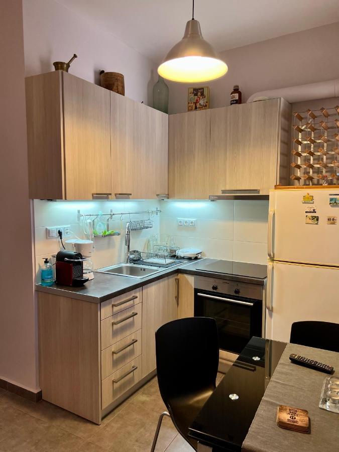 Central Kalamata Cozy Apartment Buitenkant foto