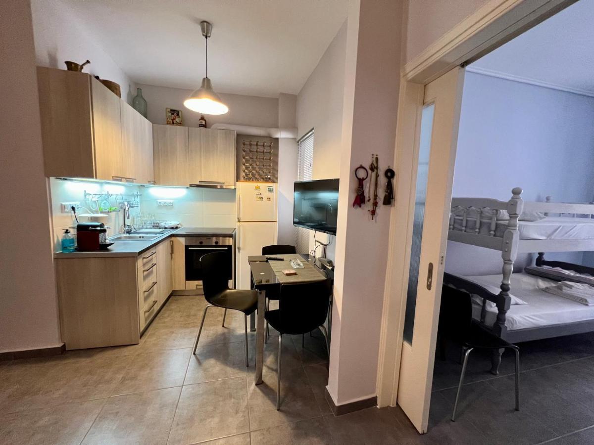 Central Kalamata Cozy Apartment Buitenkant foto