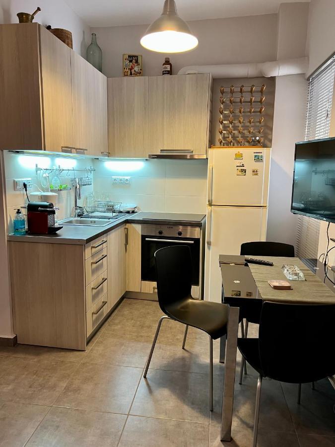 Central Kalamata Cozy Apartment Buitenkant foto