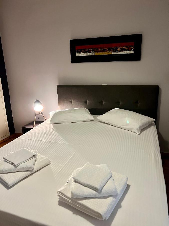 Central Kalamata Cozy Apartment Buitenkant foto