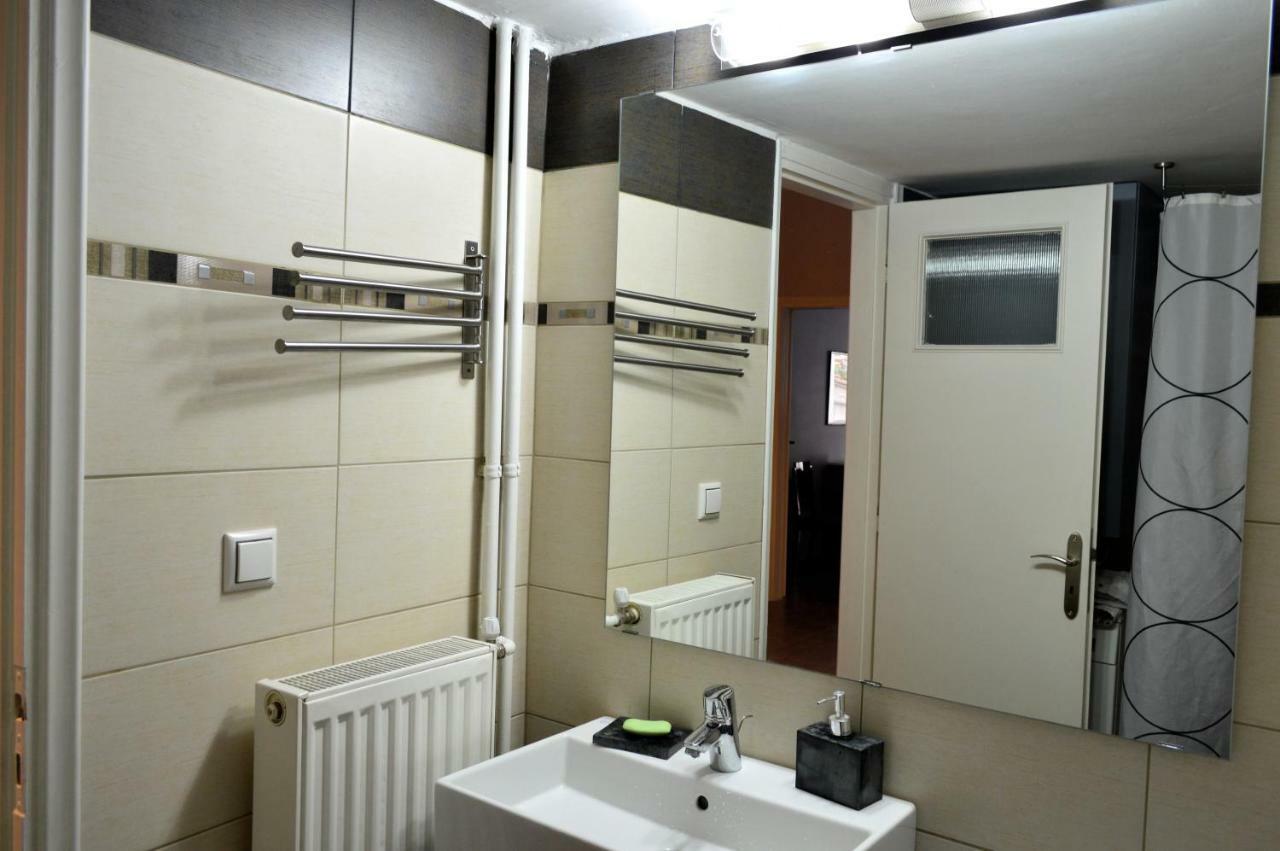 Central Kalamata Cozy Apartment Buitenkant foto